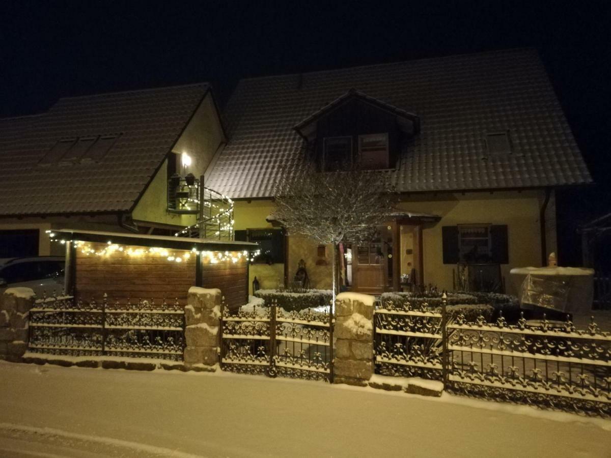 Sweet Home Suite Hallerndorf Εξωτερικό φωτογραφία